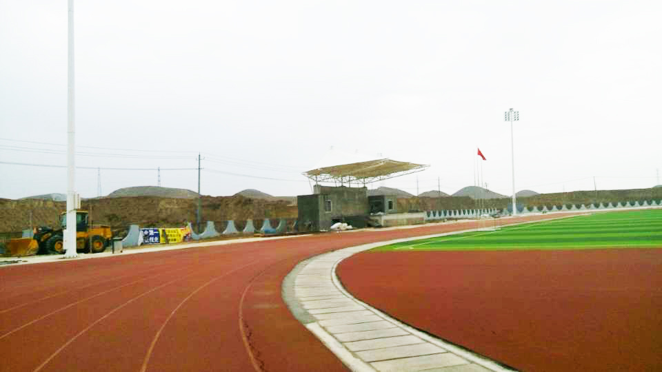 兰州市舟曲中学体育场张拉膜