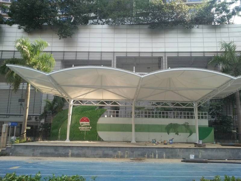 深圳罗湖水库小学看台
