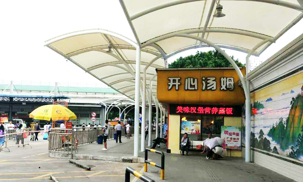 天河客运站过道遮阳棚膜结构